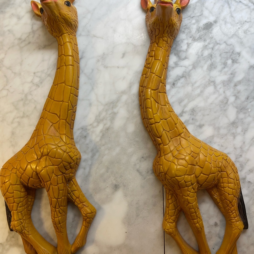 Vtg 1970s Homco 3D Giraffes set of 2 Wall Decor Plastic Kids Room - Picture 2 of 12